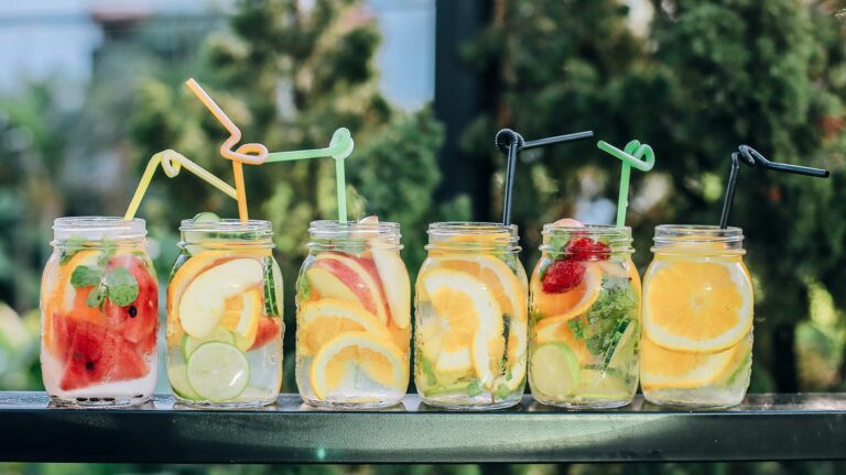 La boisson détox joue un rôle essentiel lors d’une cure détoxifiante